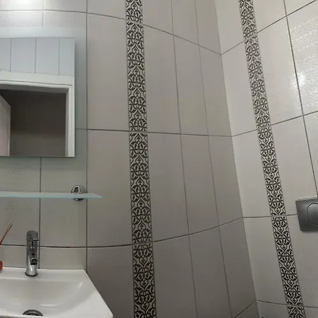 Villa Nefiss Avm Ve Denize Yakin