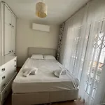 Nefiss Avm Ve Denize Yakin * Kusadası