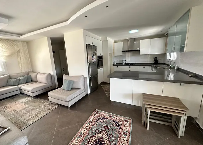 Villa Nefiss Avm Ve Denize Yakin *